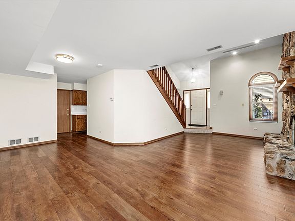 2nd image of 9309 Wherry Ln
