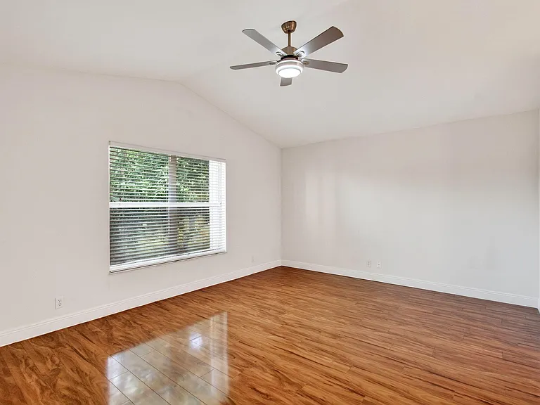5225 Brookview Dr — Photo 67