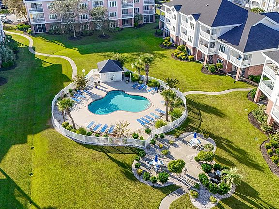 2nd image of 4860 Carnation Circle #302