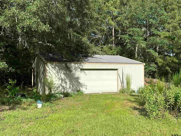 109 S Shell St, Overton, TX 75684