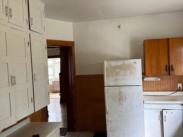 330 Lybrand St #1 — Photo 8