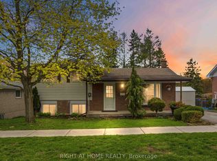 999 Saint Pauls St, Peterborough, ON K9H 6J7