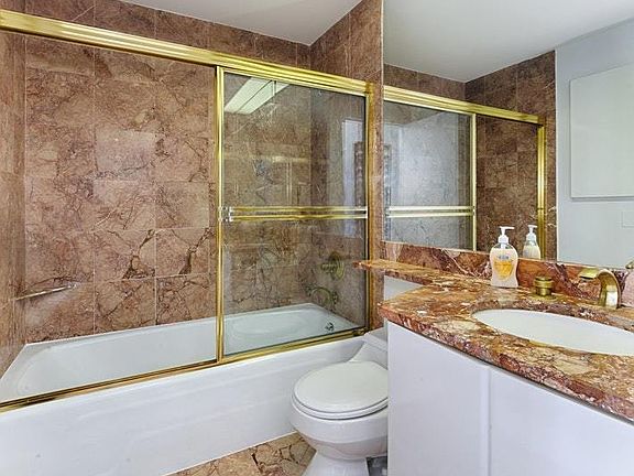 5th image of 188 E 64th St APT 1001