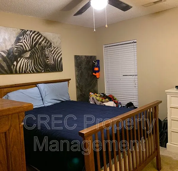 5024 Holdsworth Dr — Photo 10