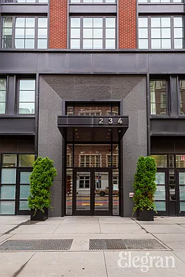 Rented by (Legacy) Elegran | media 15