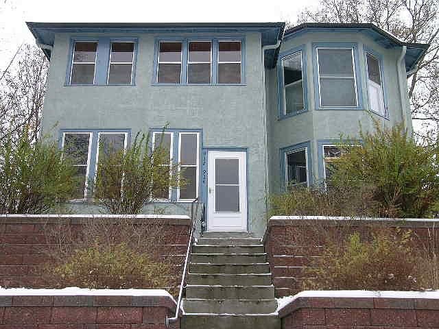 1st image of 932 Lombard Ave