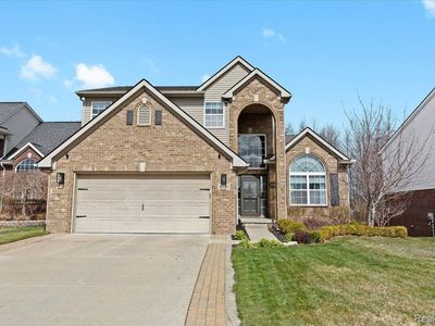 53970 Springwood Dr, South Lyon, MI, 48178