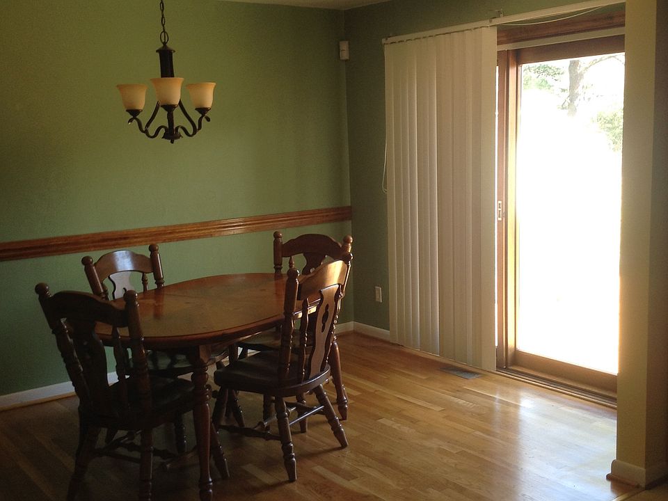 1st image of 30 McKinley Dr
