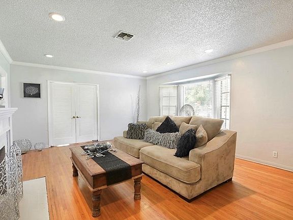 5th image of 16924 Bixby Ave