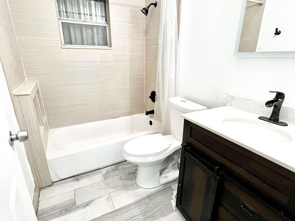 4th image of 521 Palmetto Street