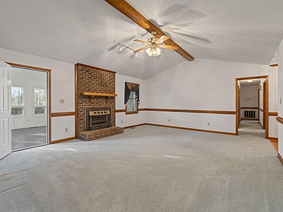 5th image of 105 George Wilton Dr