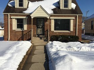 3040 S 40th St, Milwaukee, WI 53215