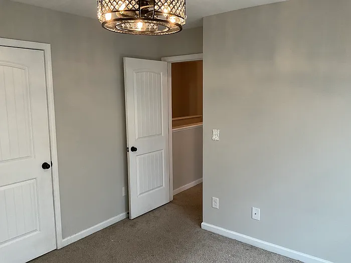 5020 Pioneer Pkwy — Photo 14
