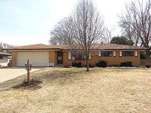 1st image of 6273 W Fairlane Ave