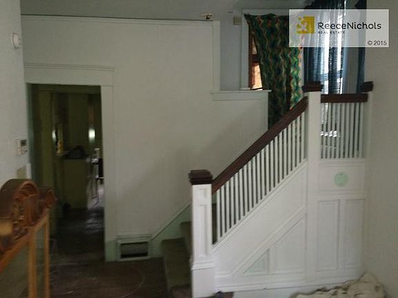 3rd image of 2814 Olive St