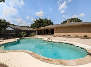 4040 Diamond Loch W, North Richland Hills, TX 76180