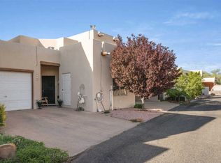 3123 La Paz Ln, Santa Fe, NM 87507