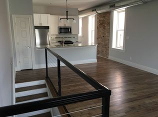 1832 Russell Blvd #A, Saint Louis, MO 63104