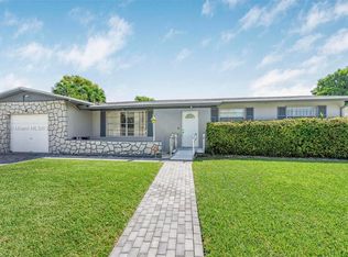 19727 SW 118th Pl, Miami, FL 33177