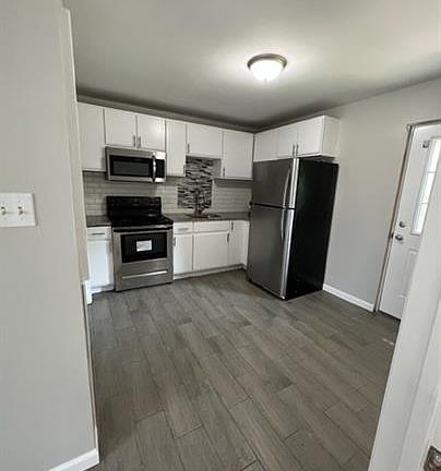 4th image of 5881 Fiesta Ave #1