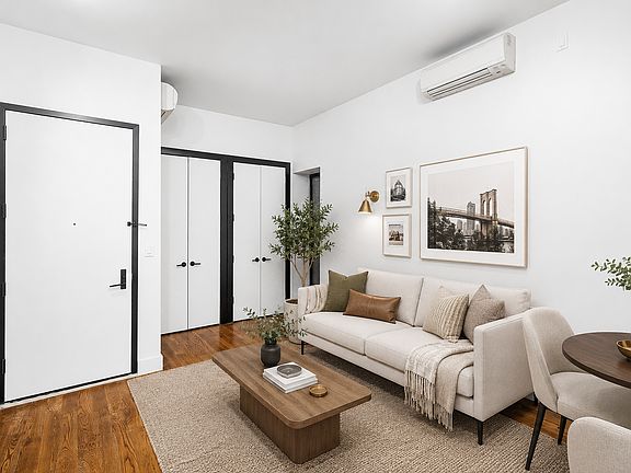 2nd image of 1148 Pacific St APT 5F