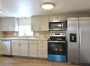 575 W 8th St APT B, Cheyenne, WY 82007