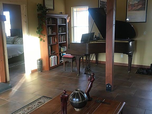 2nd image of 38 Serrania Dr