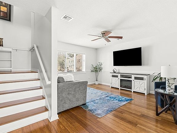 2nd image of 305 Salem St APT 203
