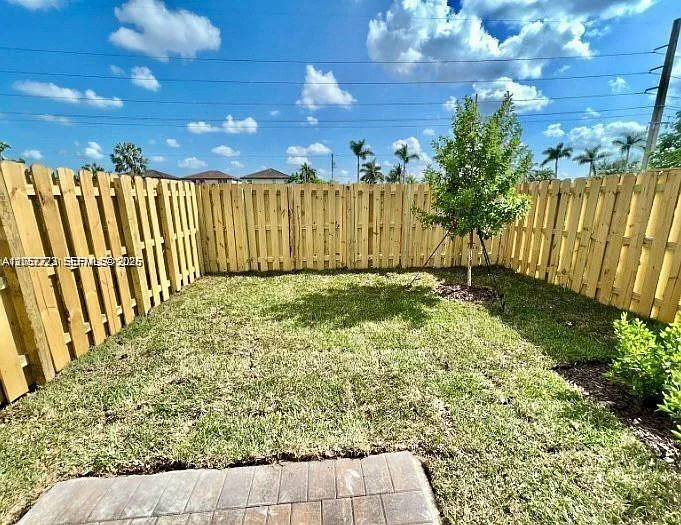 11928 SW 244th Ln — Photo 3