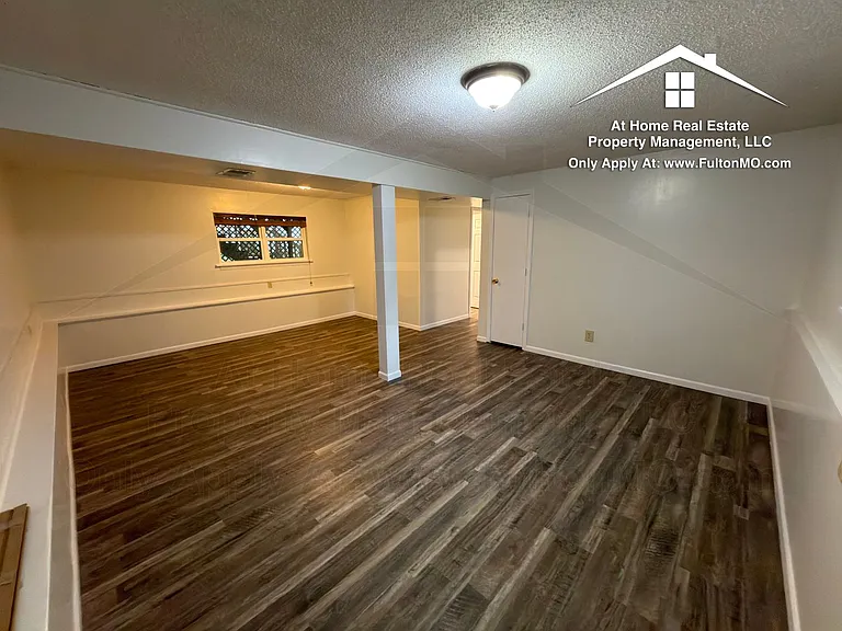 1 Locust Ln — Photo 26