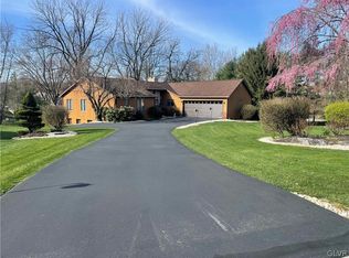 3230 Highfield Cir, Bethlehem, PA 18020