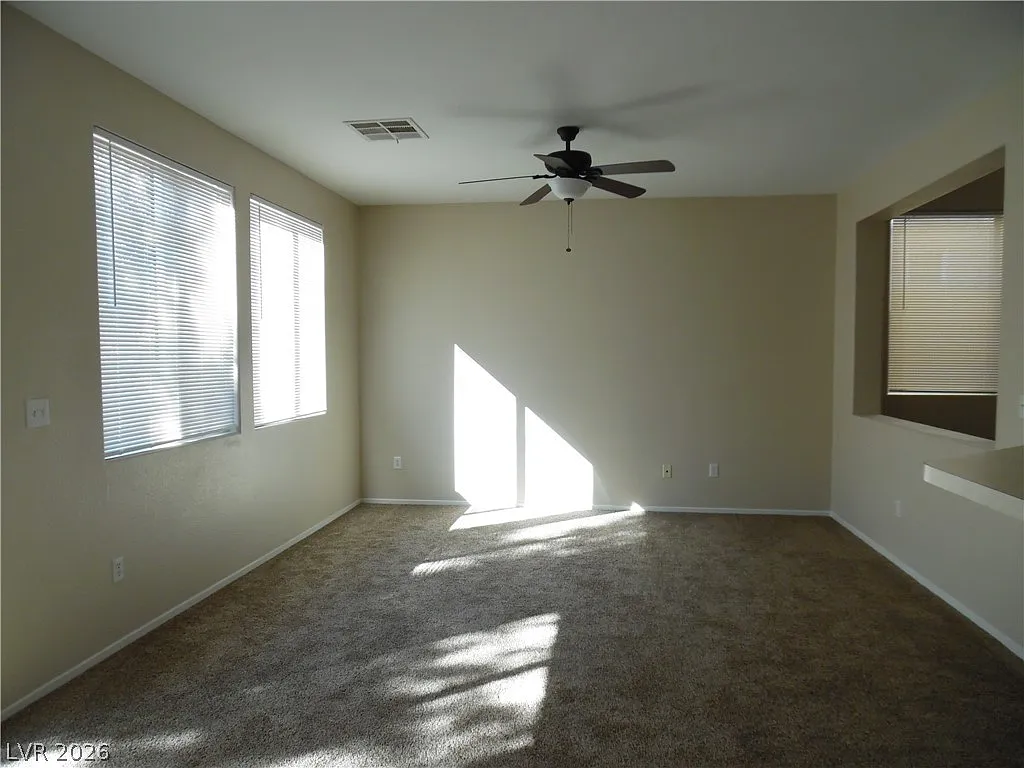 3 bed, 2.5 bath, 1829 sqft, $1,900 — Photo 4