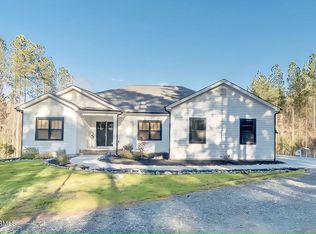 961 Torchwood Rd, Carthage, NC 28327