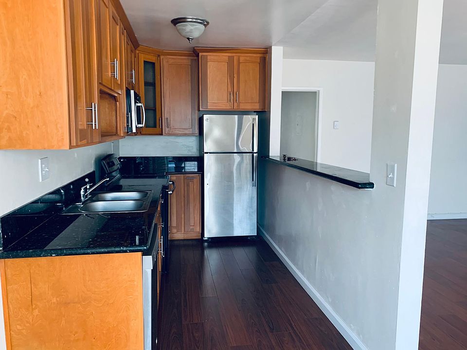1st image of 2852 Sawtelle Blvd APT 31