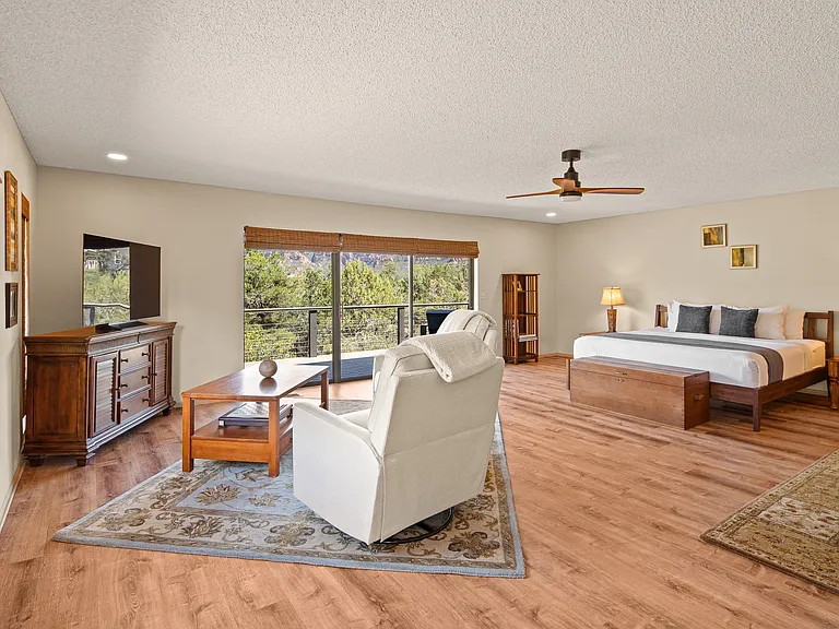 525 Coronado Trl — Photo 44