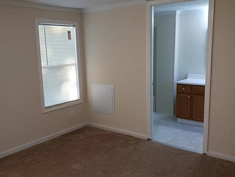 14357 Shirley Rd — Photo 4