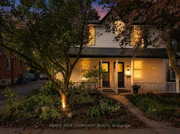 30 Elizabeth St S, Richmond Hill, ON L4C 3V4