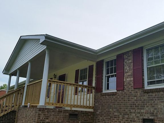 3rd image of 35 Annandale Dr