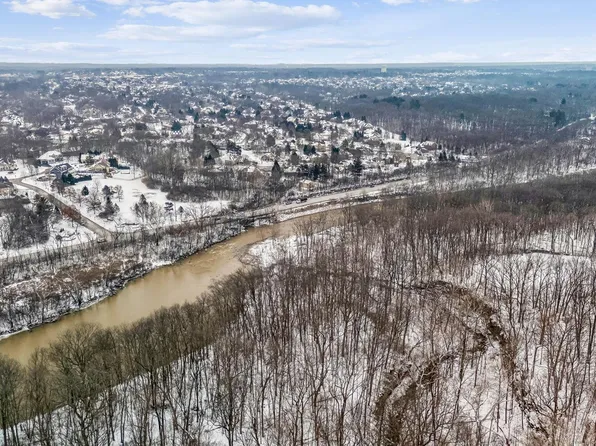 4800 Deer Run Dr, Dublin, OH 43017