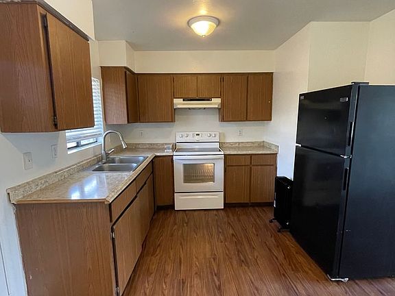 4th image of 214 Madison Ave #3