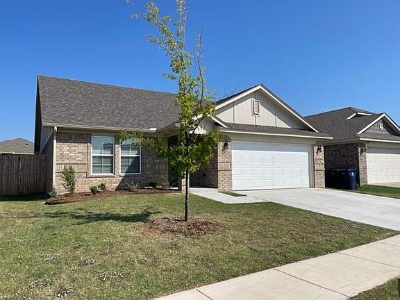 2nd image of 1229 SW 159th Ter
