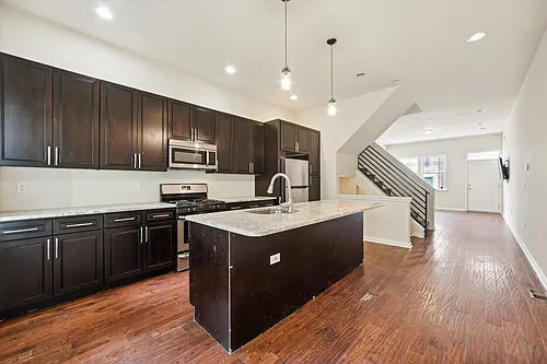 1815 W Montgomery Ave Photo 1