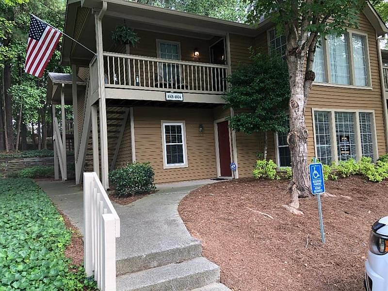 1st image of 1602 Country Park Dr SE