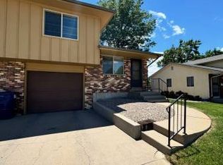 142 Bonnymede Rd, Pueblo, CO 81001