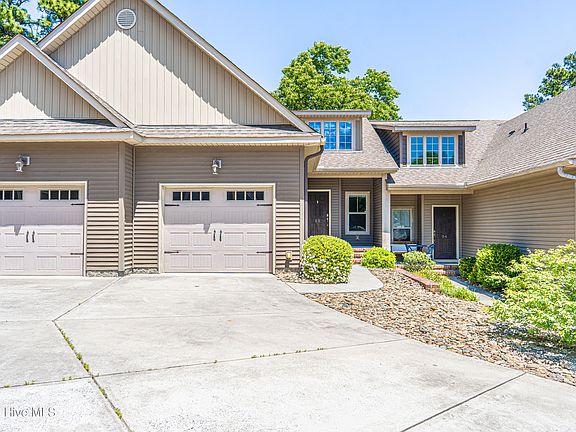 3rd image of 52 Cypress Cir