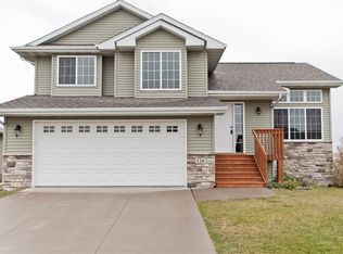 120 Lily Pond Rd, North Liberty, IA 52317