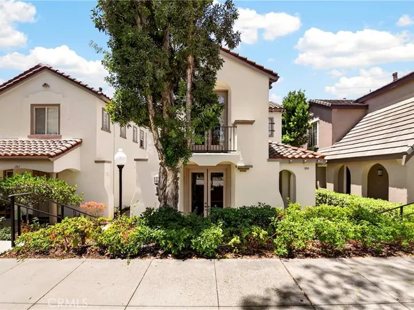 1300 McFadden Dr, Fullerton, CA 92833