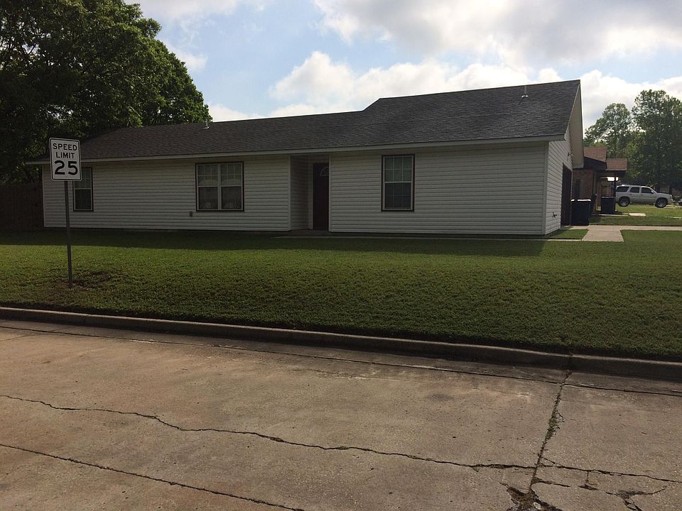 2nd image of 2120 E Meandering Way