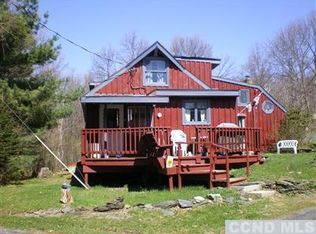 27 Melvin Rd, Craryville, NY 12521