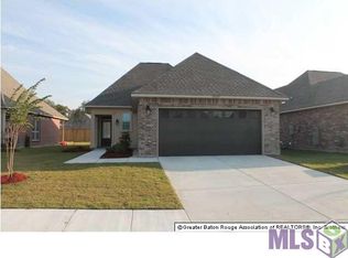 37237 Market Place Dr, Prairieville, LA 70769